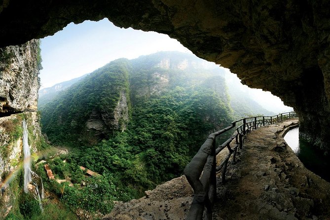 2-Day Mini Group to Avatar Mountain, Glass Bridge and Mt. Tianmen - Tianzi Mountain: cable car down and a sea-of-clouds chance