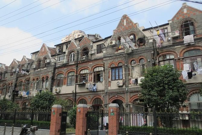 3-Hour Private Tour to Jewish Ghetto and Shanghai Bund - Entering the Story: A Private Walk Through Shanghai’s Forgotten Community
