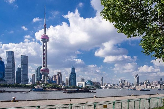 3-Hour Private Tour to Jewish Ghetto and Shanghai Bund - Stop 3: The Bund (Wai Tan) and the Peace Hotel Sassoon Legacy