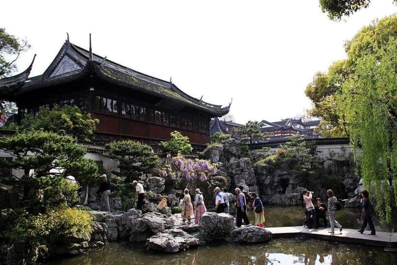 4-Hour Best Shanghai Private City Tour with Your Choice - Getting around: private car or Uber/metro convenience