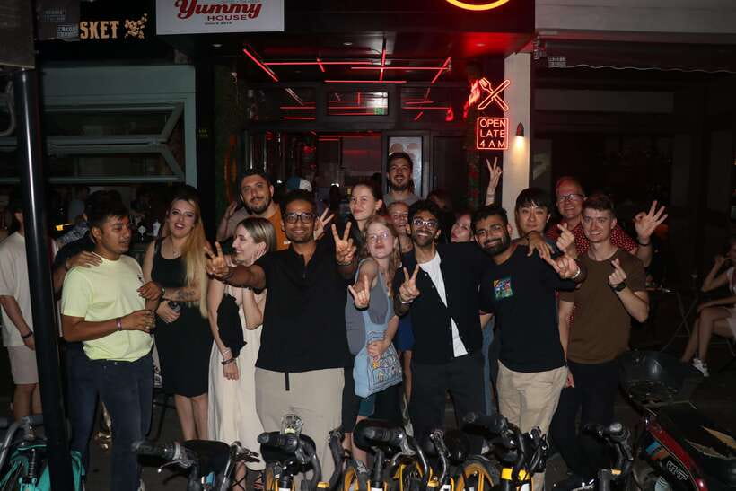 4-Hour Shanghai Pub Crawl (bars & nightclub hopping) - Why this Shanghai pub crawl works for first-timers