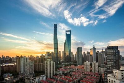 All Inclusive Amazing Shanghai City Highlights Private Day Tour - Stop 1: Yu Garden and the Old World Shanghai Feeling