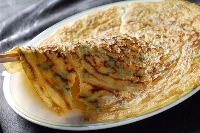 Authentic Local Food Tour in Central Shanghai - Why this Shanghai food walk feels practical, not touristy