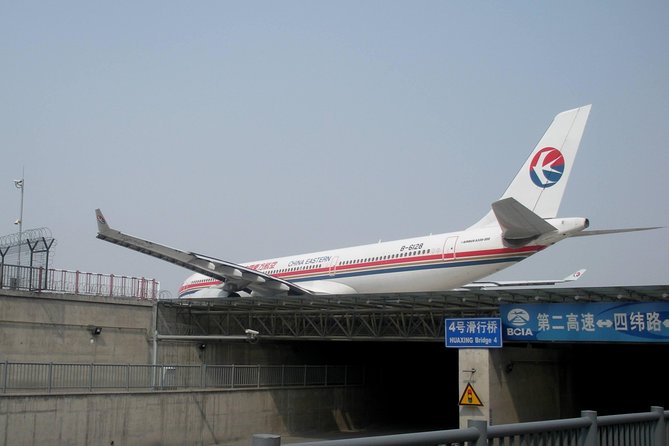 Beijing Capital International Airport Transfer: Airport (PEK) to Hotel Roundtrip - Return pickup at the end: avoid the last-day scramble