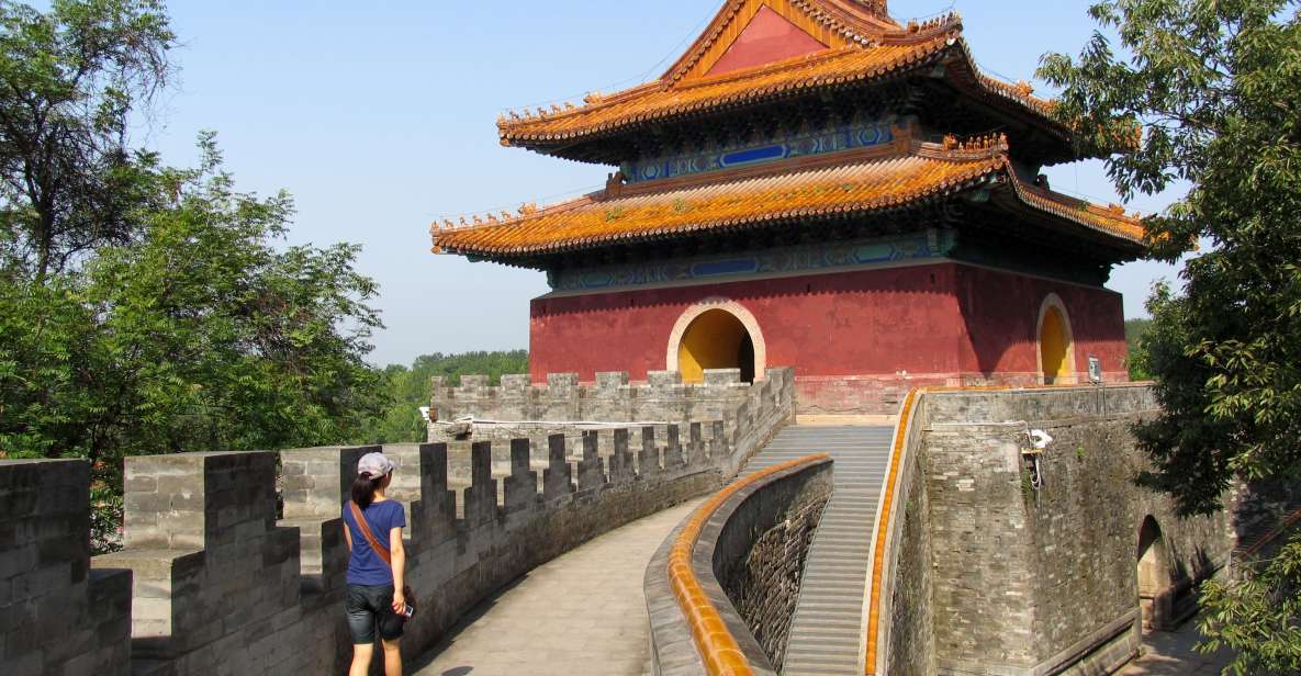 Beijing: Mutianyu Great Wall and Ming Tombs Private Tour - The drive from Beijing: private comfort for a 9-hour day