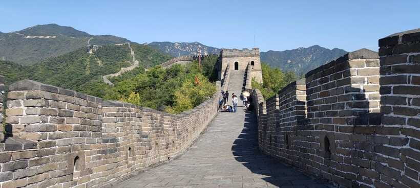 Beijing: Mutianyu Great Wall Private Layover Tour - Weather and clothing: winter warmth and summer heat at Mutianyu