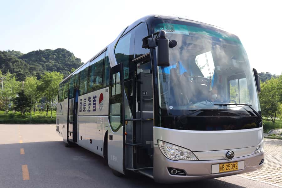 Beijing: Mutianyu Great Wall & Summer Palace Day Tour - The Coach Ride to Mutianyu: Ticket Help and Wall Orientation
