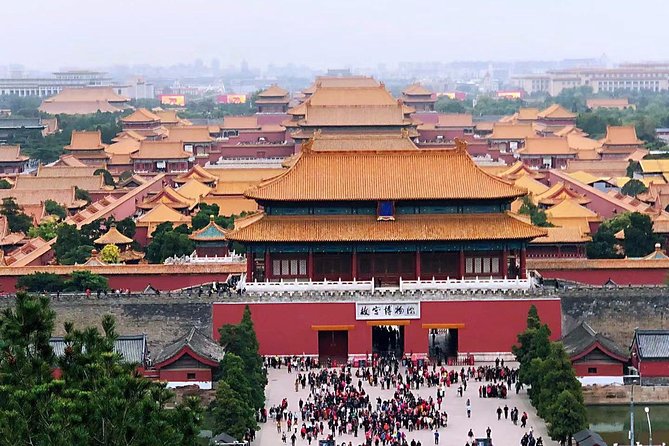 Beijing Private Tour: 2 Days Forbidden City and Mutianyu Great Wall VIP Tour - Hutong by rickshaw near Hou Hai: old Beijing without the full day commitment