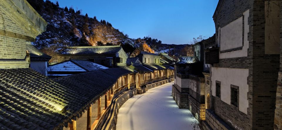 Beijing: Simatai Great Wall & Gubei Water Town Private Tour - Simatai Great Wall by cable car: what the walk feels like