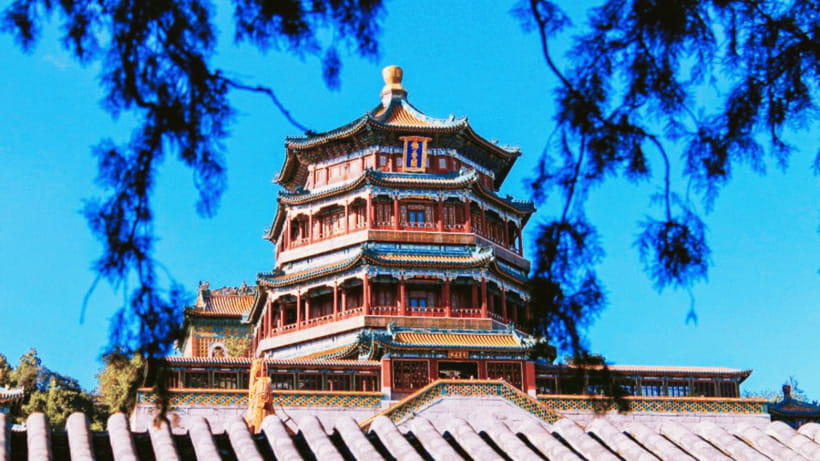 Beijing: Summer Palace Admission Ticket and eGuide - The Three Main Sections: Political Center, Living Halls, Scenic Walks