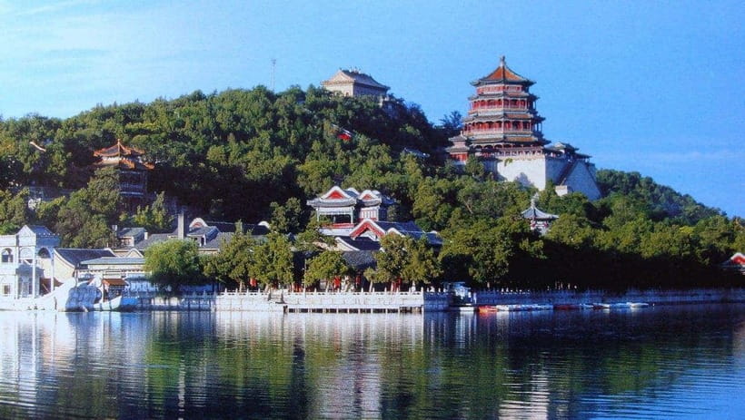Beijing: Summer Palace Private Tour with Optional Activities - Transfer choices: subway vs private car and what you gain