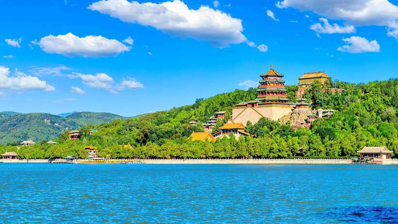 Beijing: Temple of Heaven Guided Tour with Options or Ticket - Languages and guide style: how to pick the right fit