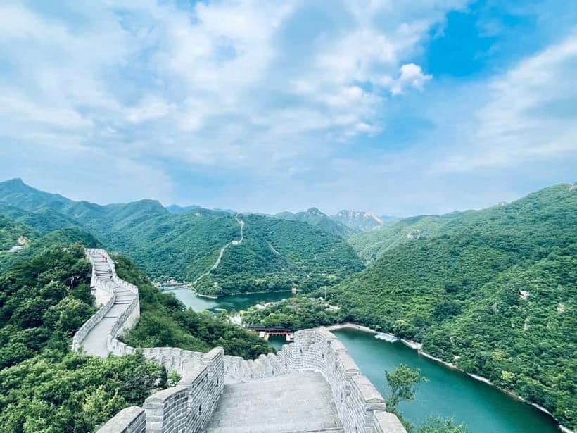 Beijing:Mutianyu/Badaling Great Wall Tour with VIP Fast Pass - Why This VIP Fast Pass Tour Feels Worth It on the Great Wall