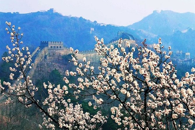 Beijing:Mutianyu Great Wall Daily Tour with Ticket & Lunch - Meeting point and timing: when the day actually starts