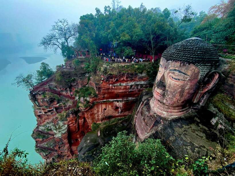 Chengdu: Leshan Buddha Optional Tours w/ Transfer or Guide - Private transfer and hotel pickup: what you gain with a car