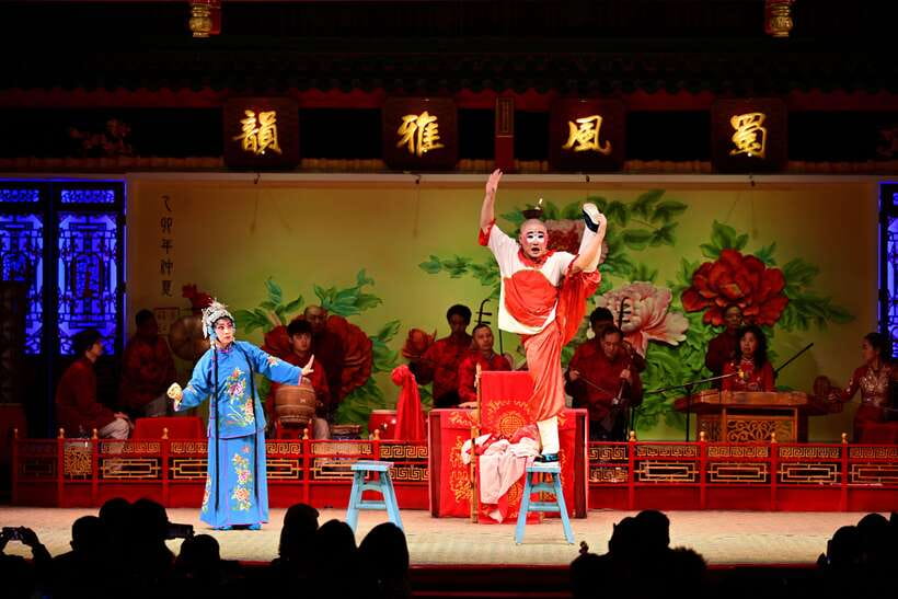 Chengdu Sichuan Opera Show Ticket - Shu Feng Ya Yun - Who should book Shu Feng Ya Yun, and who might skip it