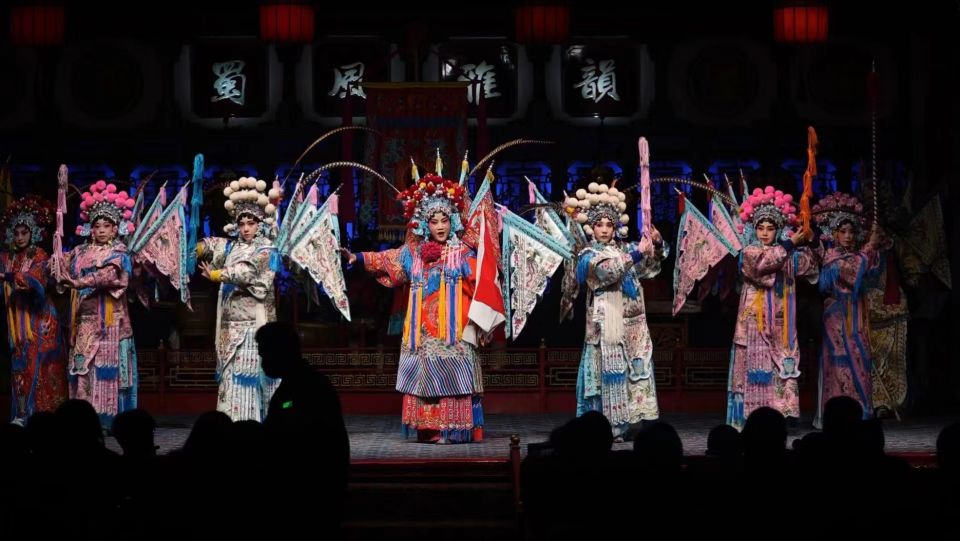 Chengdu: Sichuan Opera Shu Feng Yan Yun Evening Show Ticket - Cost and value: why $31 can make sense in Chengdu