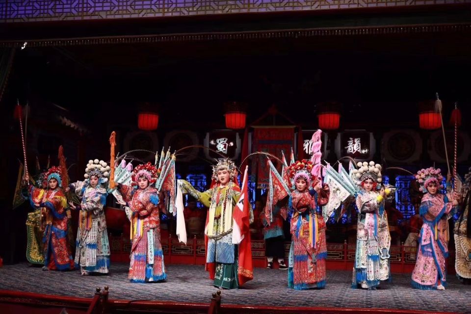 Chengdu: Sichuan Opera Shu Feng Yan Yun Evening Show Ticket - Hotel pickup and the Chinese-only driver note