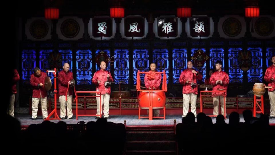 Chengdu: Sichuan Opera Shu Feng Yan Yun Evening Show Ticket - Language and understanding: you can enjoy it without Chinese