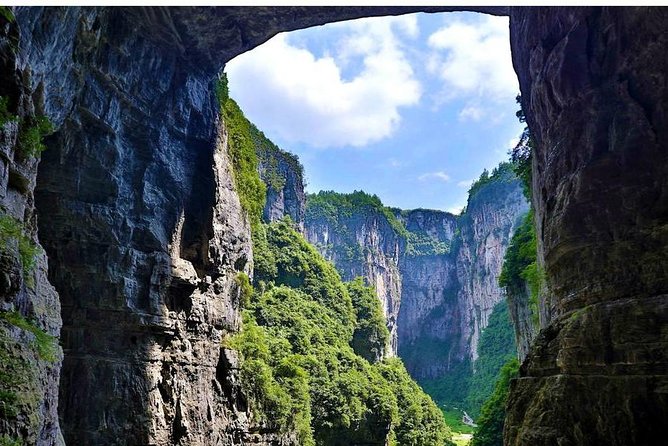 Chongqing Wulong National Park Private Tour - Wulong Karst Geological Park: where you start seeing the “karst magic”