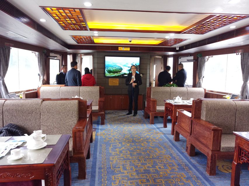 From Guilin: 4 Star Luxury Li River Cruise with Buffet Lunch - The cruise on the Li River: pillar-like karst views in motion