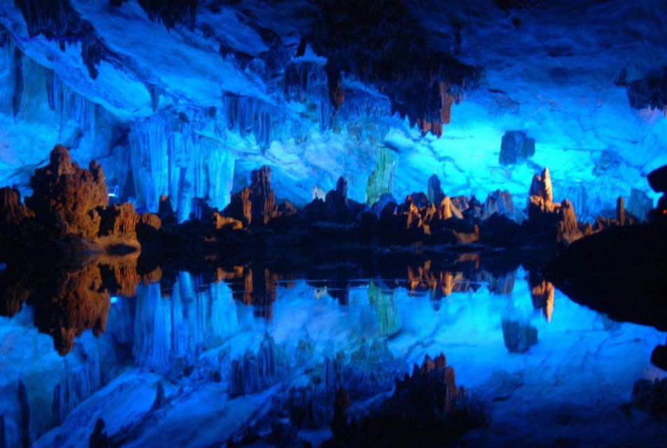 Guilin: Classic Private Full–Day Tour - Li River small-boat cruise: the classic scenes, minus the crowded cruise feeling