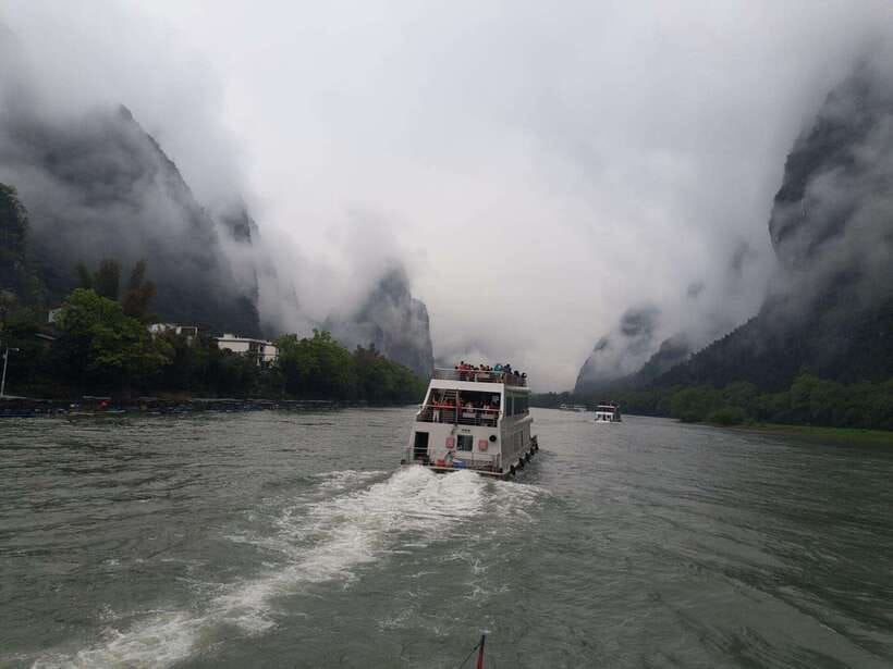 Guilin: Li River Cruise with Transfer to Yangshuo - Should you book this tour?