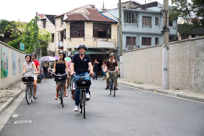 Half-Day Bike Tour of Shanghai Old Town with Food Tasting - Meeting at Culture Shock Tours and Getting Set Up Fast