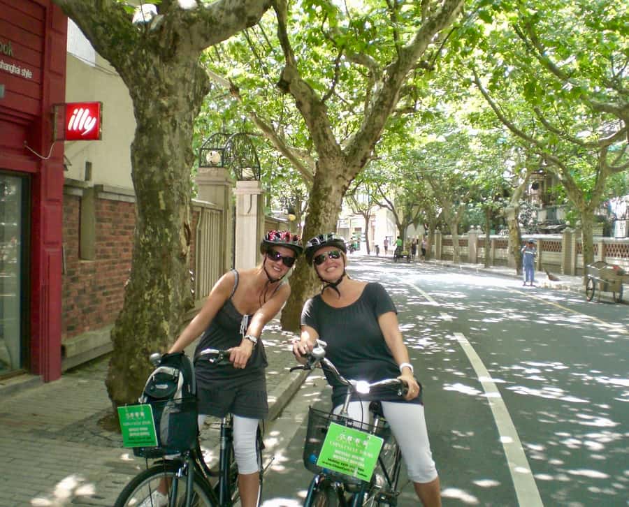 Half-Day Old Shanghai Small Group Bike Tour (Day & Night) - Key Points You’ll Feel in 3 Hours