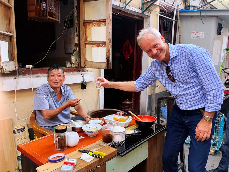 Half-Day Old Shanghai Small Group Bike Tour (Day & Night) - The Guide Makes or Breaks This Tour, and the Ones You’ll Meet Deliver