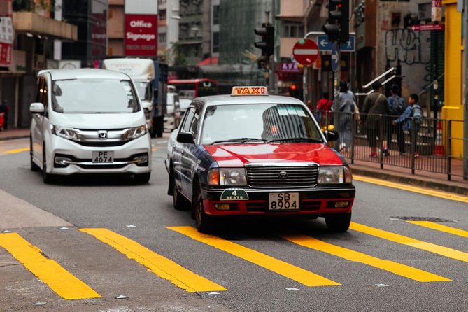 Highlights & Hidden Gems With Locals: Best of Hong Kong Private Tour - Man Mo Temple: a quiet reset with live rituals in view