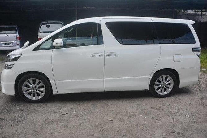 HKG Private Transfer: Airport to Hong Kong & Kowloon - Landing at HKG: Where You Start Actually Matters