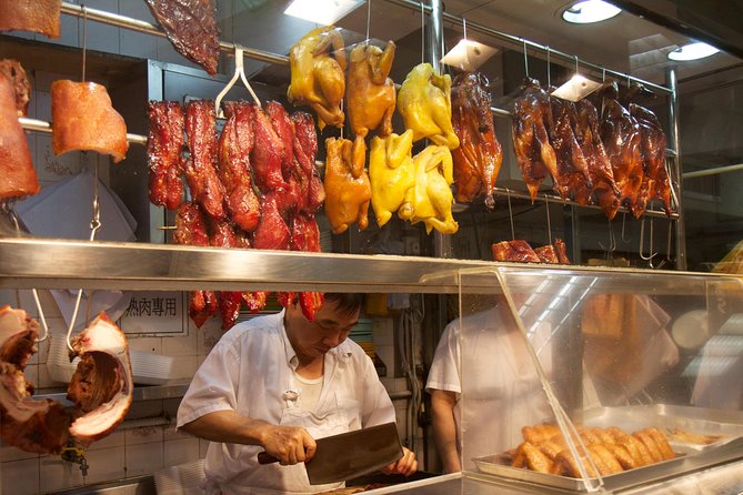 Hong Kong Food Tour: Central and Sheung Wan Districts - Hollywood Road stories and temple corners that slow you down