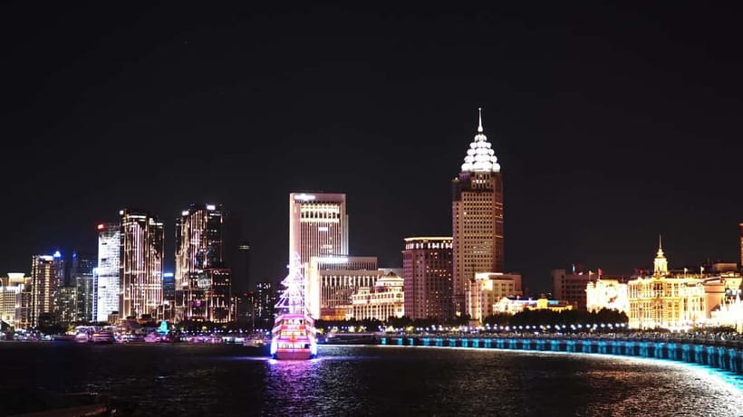Huangpu Night Cruise: Cozy Vibe & Modern Shanghai Glow - Best time to go: day, night, and the blue-hour window