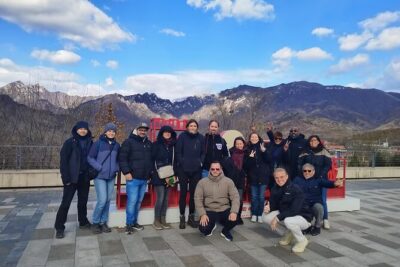 Mubus: Mutianyu Great Wall Bus Tour with Summer Palace Options - The on-site reset: rest areas, tea, snacks, and luggage storage