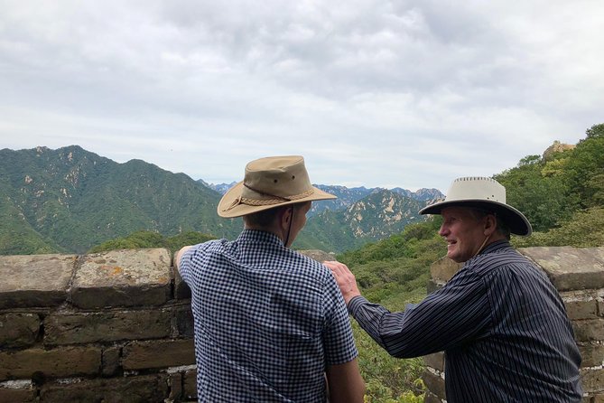 Mutianyu Great Wall Private Trip with English Speaking Driver - The drive to Mutianyu: what to expect before you even hit the steps