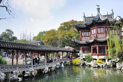 Private Amazing Shanghai City Day Tour in Your Way - Yu Garden: A Classic Shanghai Layout You’ll Actually Enjoy