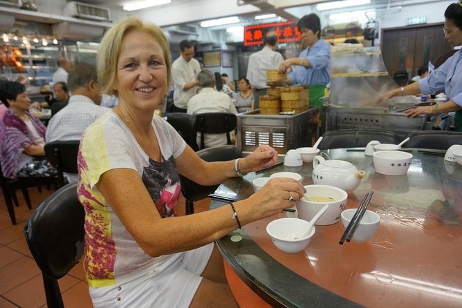 Private Food Tour: Hong Kong Island - Mid-Levels Escalator, Tai Kwun, and Wan Chai: digest, then go again