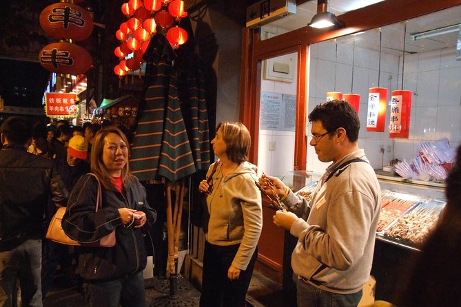 Private Night Sightseeing Tour of Beijing - Winter night options: Longqing Gorge or Gubei Water Town by night