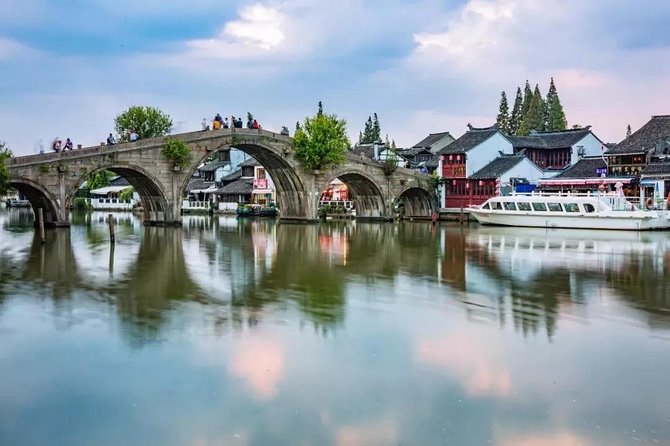 Private Zhujiajiao Water Town Tour with Shanghai Zoo and Panda - Price and value: what $166.60 per person buys you
