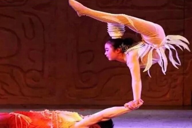 Red Theatre Beijing Acrobatics Show Ticket - Inside the theatre: seat choices and arrival timing