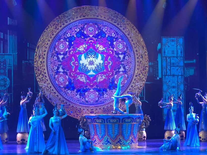 Red Theatre Beijing Acrobatics Show Ticket - Family-friendly in practice: why adults still love it