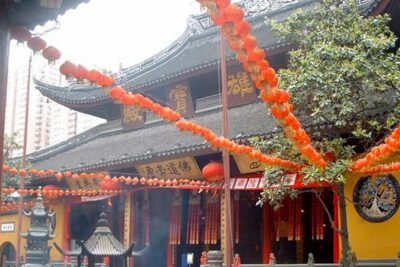 Shanghai Half Day Morning or Afternoon Sightseeing Tour - Morning Route: Shanghai Museum, People’s Square, Jade Buddha Temple, Pearl Gallery