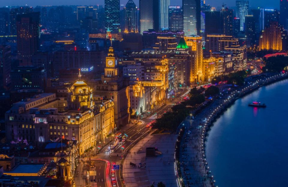 Shanghai: Night River Cruise Tour with Xinjiang Style Dining - Key things I’d circle before you book