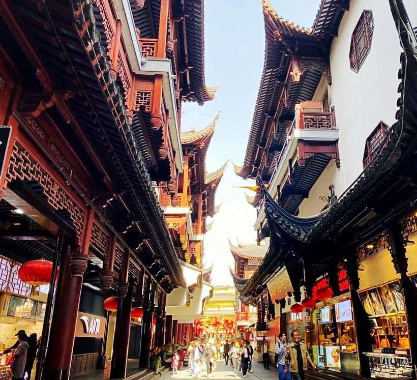 Shanghai One Day City Private Tour by German-Speaking Guide - If you want extra options: Xintiandi, Tianzifang, Shanghai Museum, and more
