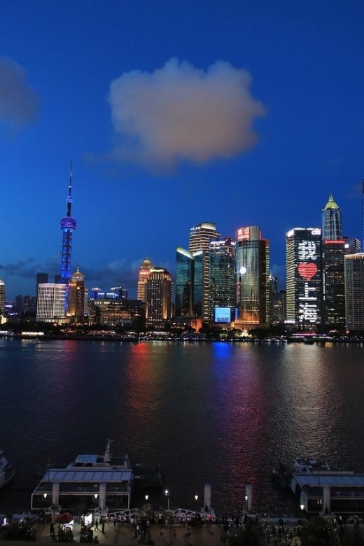 Shanghai: Private and Personalized Guided Tour - Yu Garden: Tea, Shopping, and a Calm Start to the Old City