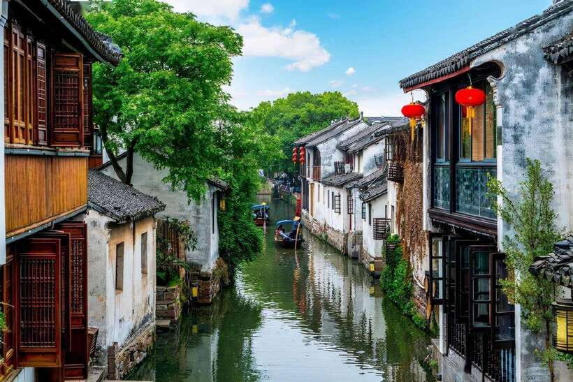 Shanghai: Private Shanghai & Zhujiajiao Tour with Lunch - Key Highlights Worth Getting Excited About