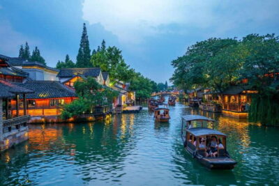 Shanghai: Private Shanghai & Zhujiajiao Tour with Lunch - Zhujiajiao Canals, Old Bridges, and the Boat Ride You’ll Remember