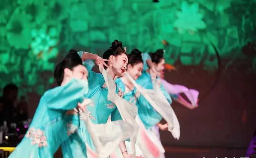 Shanghai: Royal Banquet with Chinese Cultural Performance - Price and Value at $117: What You’re Really Buying