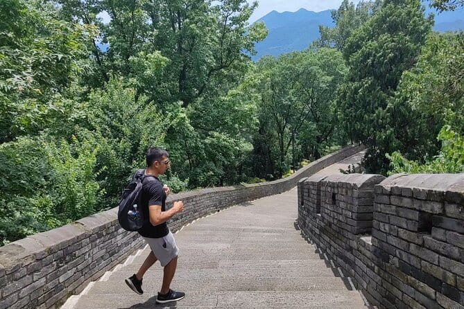 Shanghai: Southern Great Wall Day Trip by Bullet Train - Bullet train logistics: where the comfort is actually the value